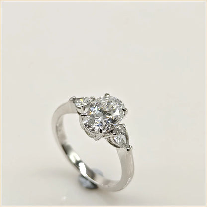 2ct Oval 3 stones E Color CVD Lab Grown Diamond Rings for Women Proposal Wedding Bride Jewelry fashion jewelry wholesale